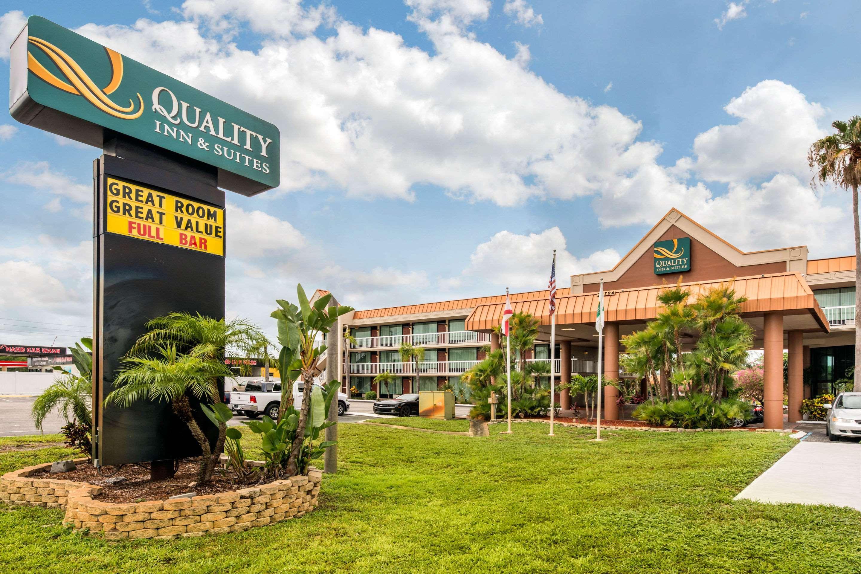 Quality Inn & Suites Tarpon Springs South Экстерьер фото